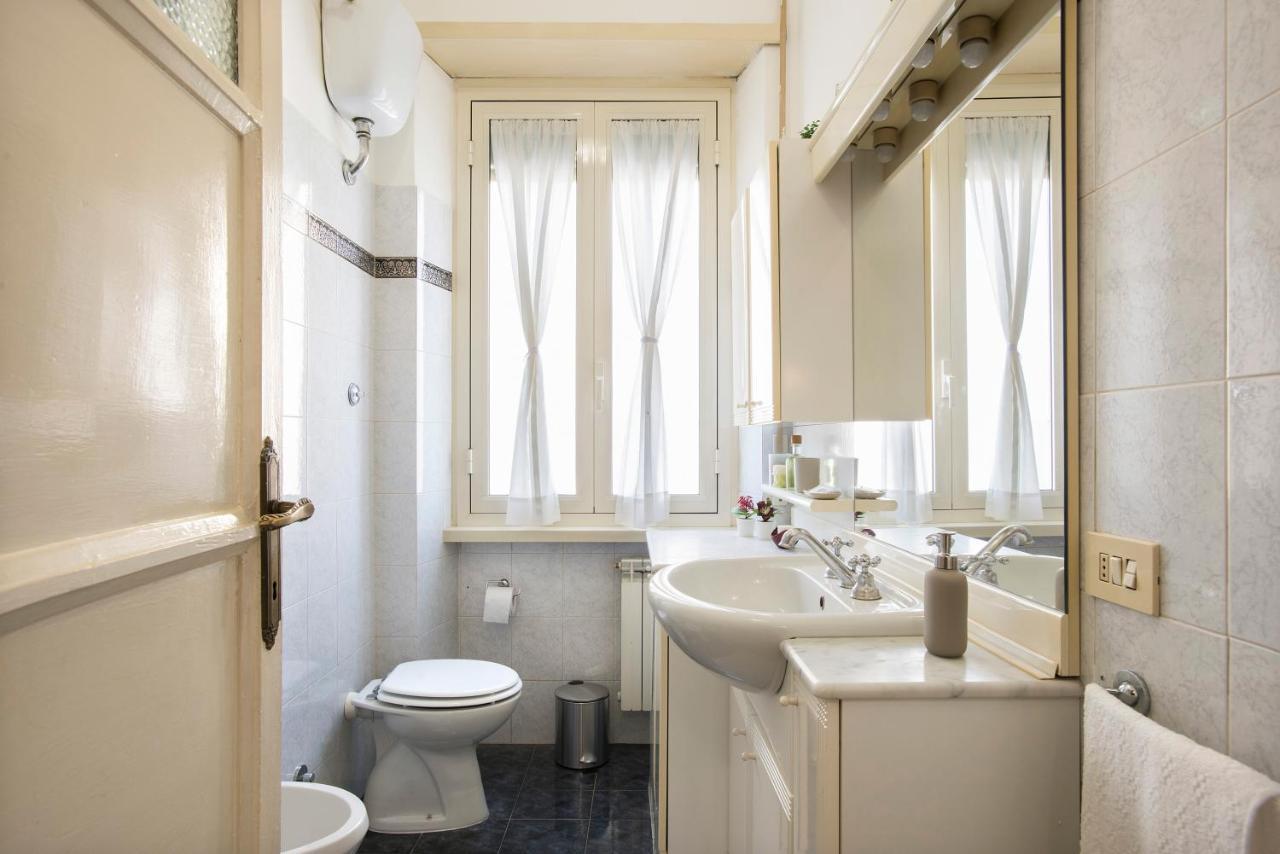 Art Of Living - Suite Elegante Nel Cuore Di Roma Exterior photo