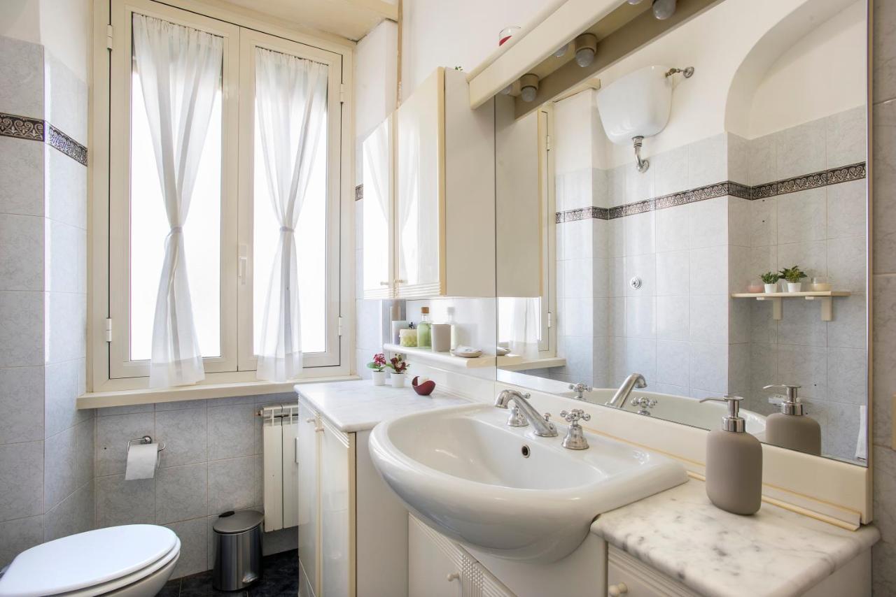 Art Of Living - Suite Elegante Nel Cuore Di Roma Exterior photo